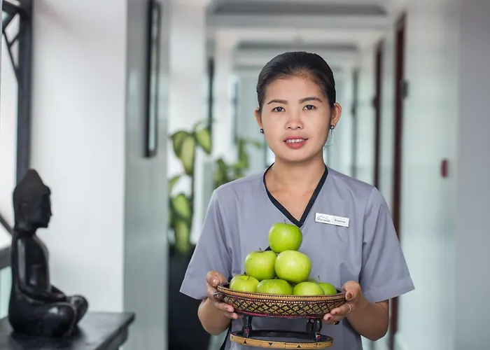 Hotel Nation By The Community Siem Reap