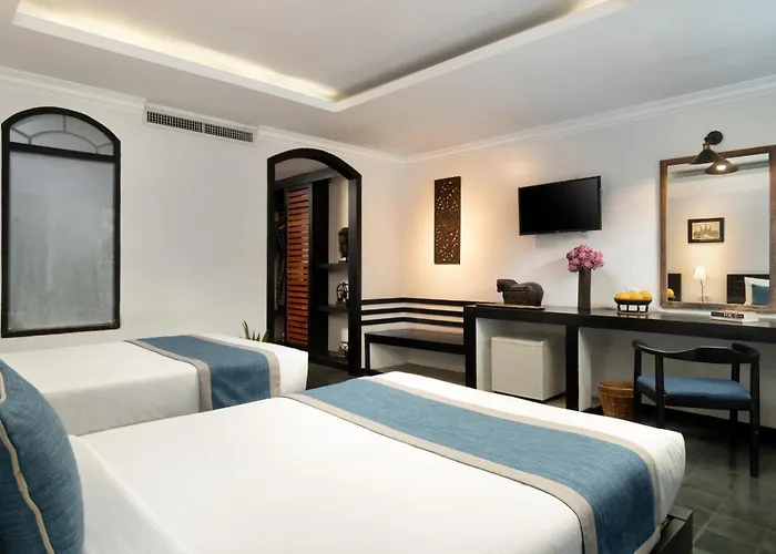 Hotel Nation By The Community Siem Reap